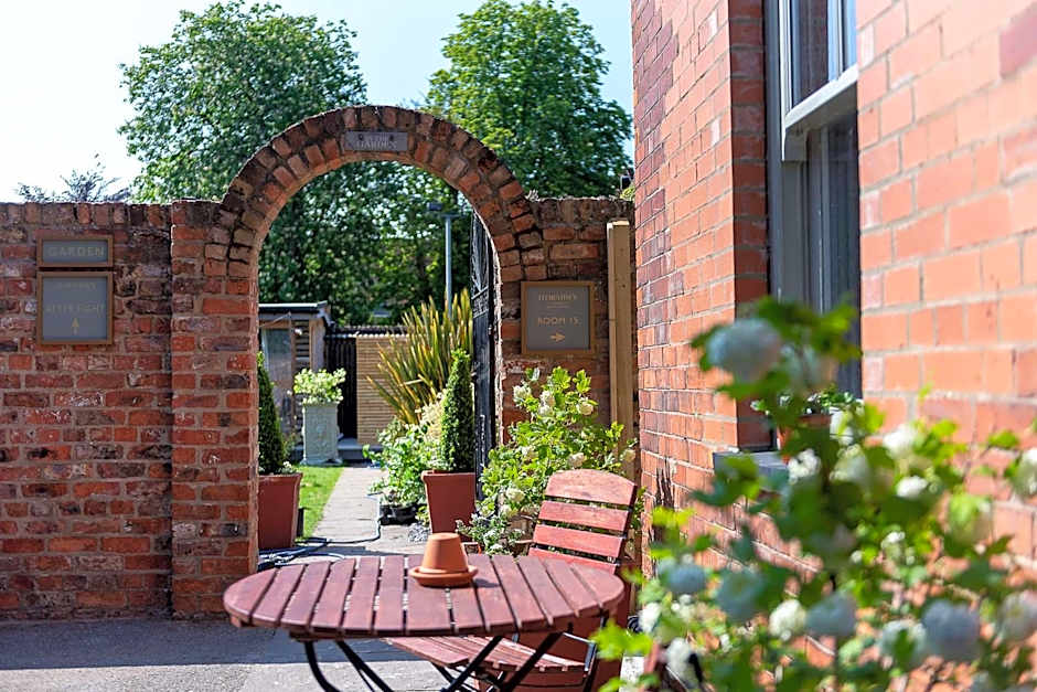 Clementine's Guest House