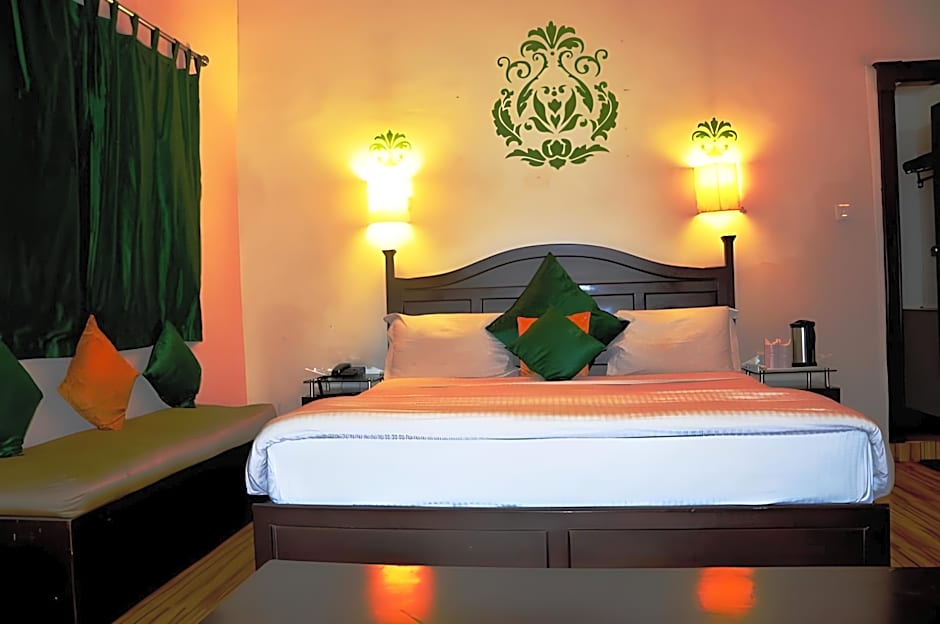 La Casa Hotel