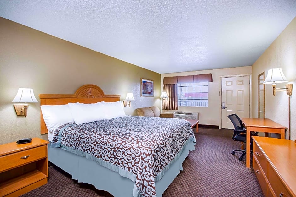 Days Inn by Wyndham Tallulah