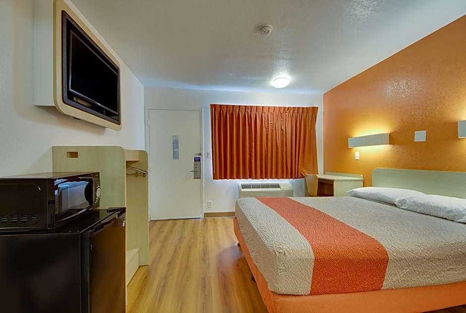 Avera Suites