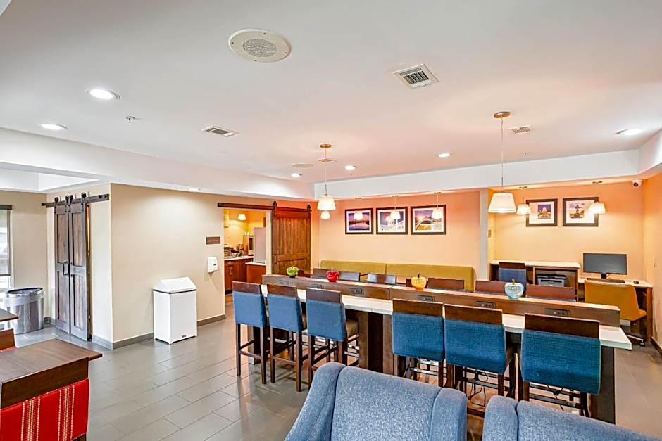 Comfort Inn & Suites Montgomery East Carmichael Rd