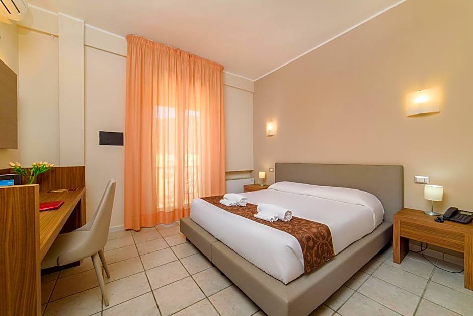 Hotel Tirreno