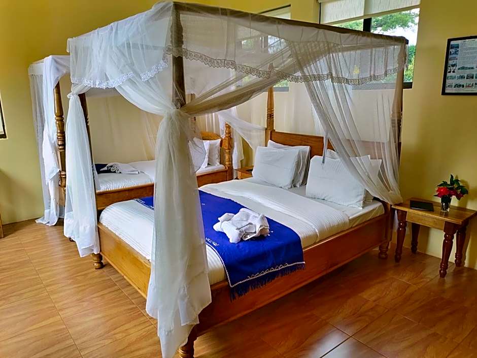 Tanzanice Farm Lodge