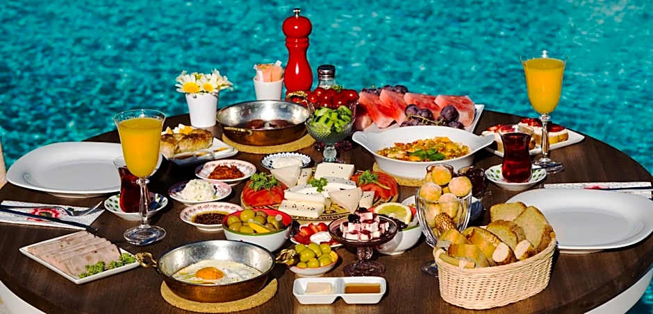 Alacati Cadde 75 Luxury Hotel