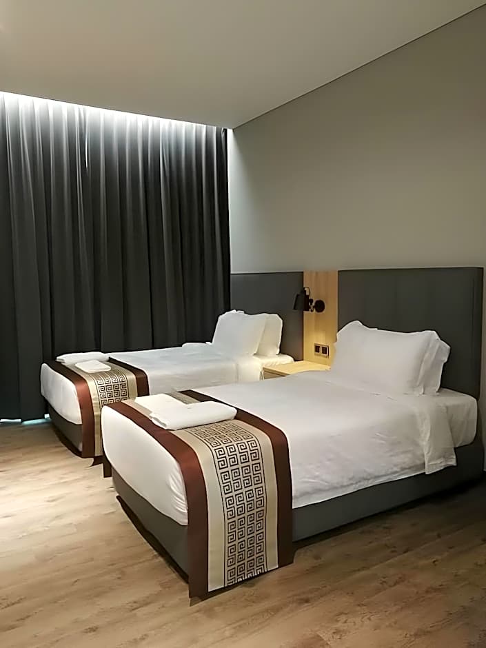 Amigo Hotel