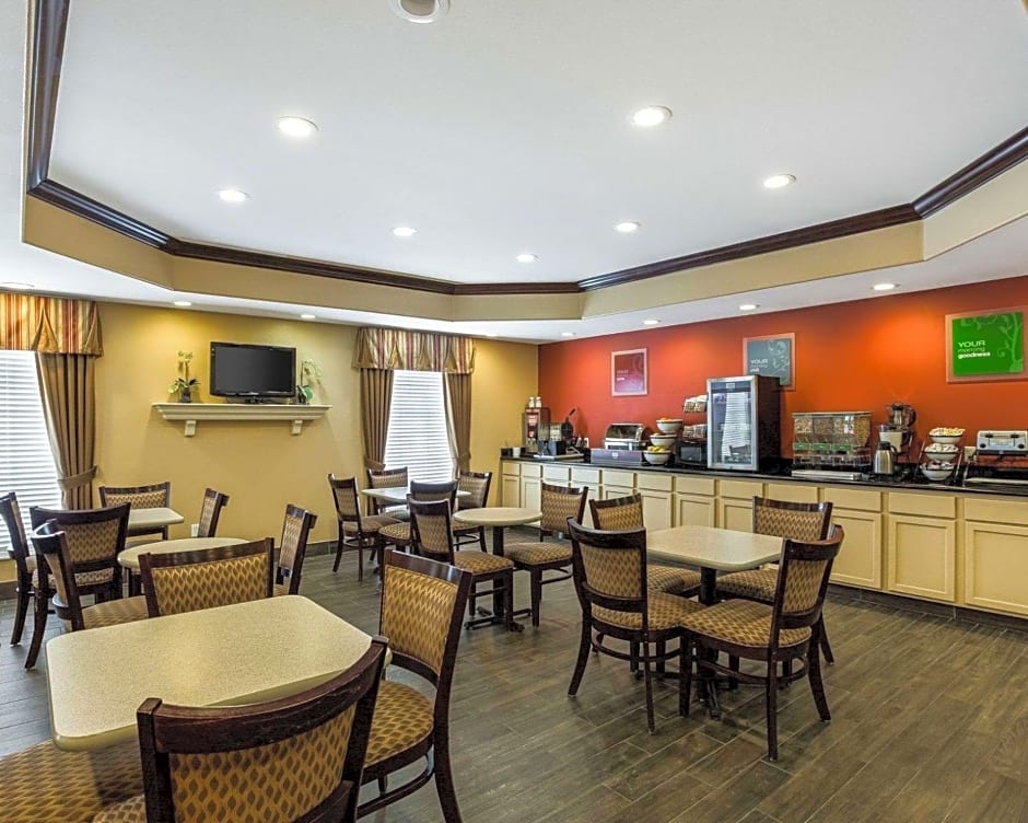 Quality Inn & Suites Houma