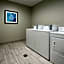 Holiday Inn Express And Suites Lake Charles South Casino Area By IHG