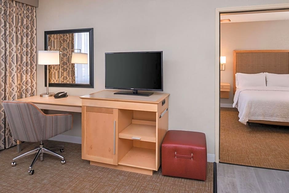 Hampton Inn By Hilton & Suites Denver-Speer Boulevard