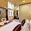 Sumitel Hotel 500 meters from Mall Road
