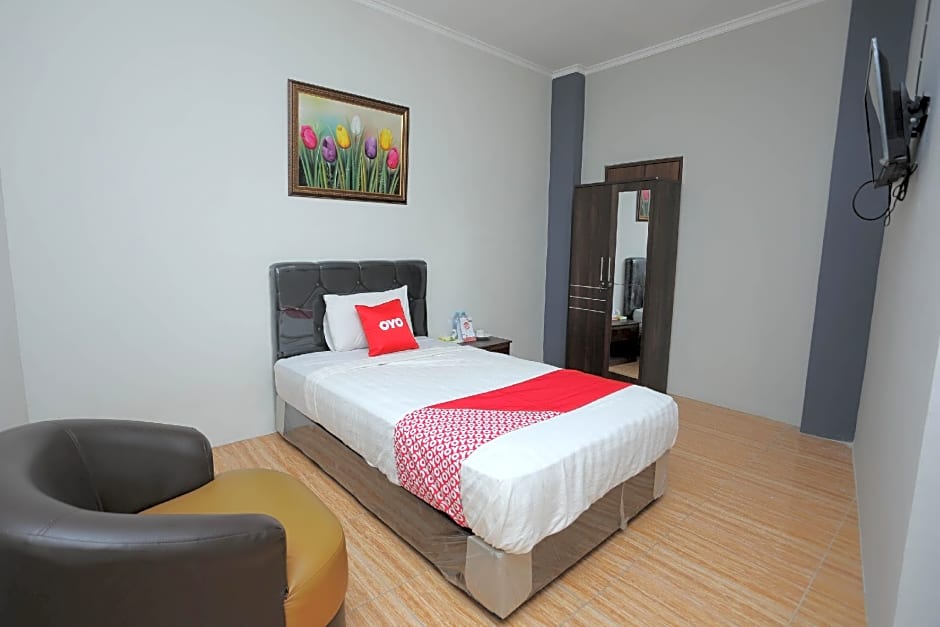 OYO 1864 Tiara Guest House