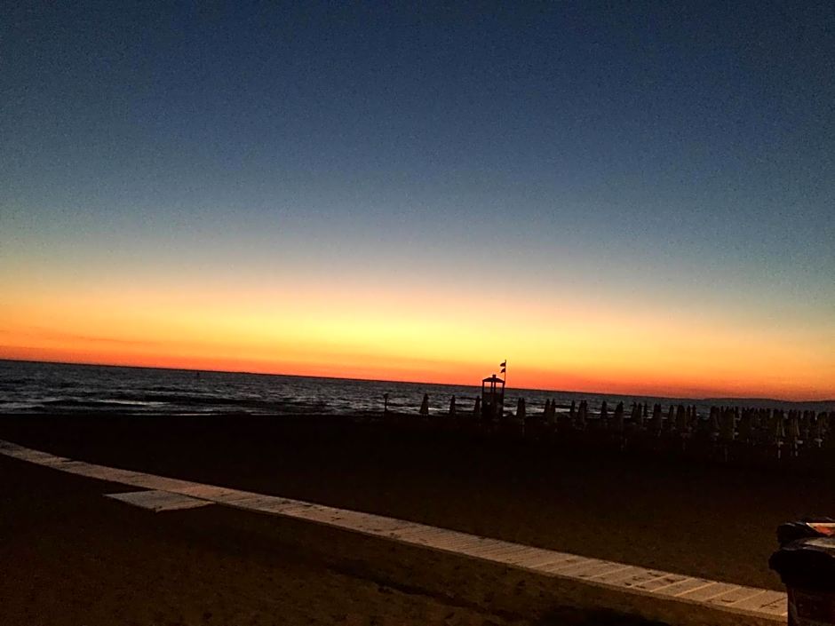 On Holiday Between Sky And Sea geco Di Campiglia pet friendly big garden