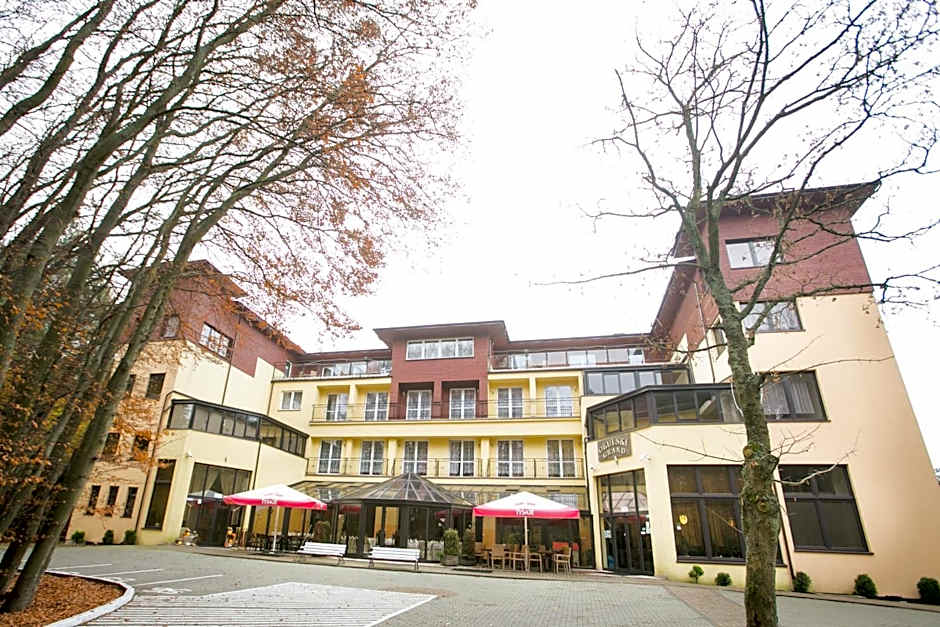 Okulski Grand Rozewie Pokoje i Apartamenty