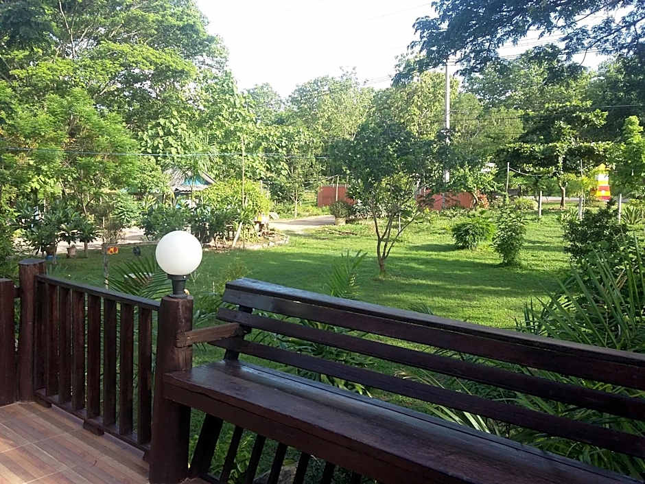 Samnaree Garden House