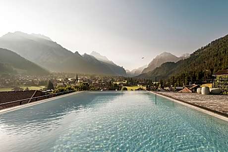 Excelsior Dolomites Life Resort