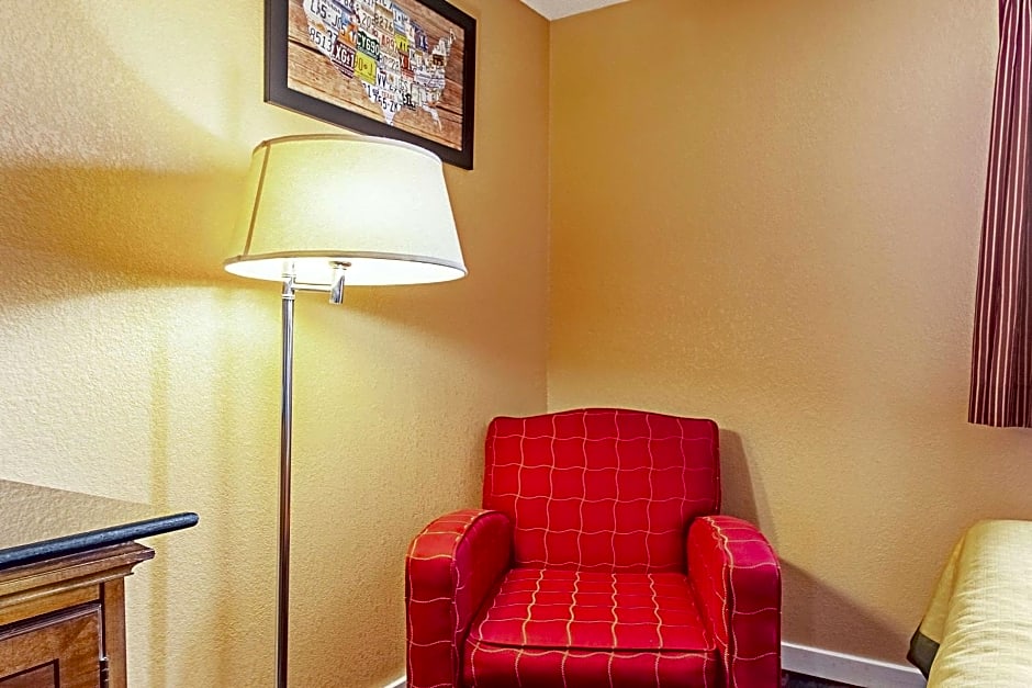 Econo Lodge Utica