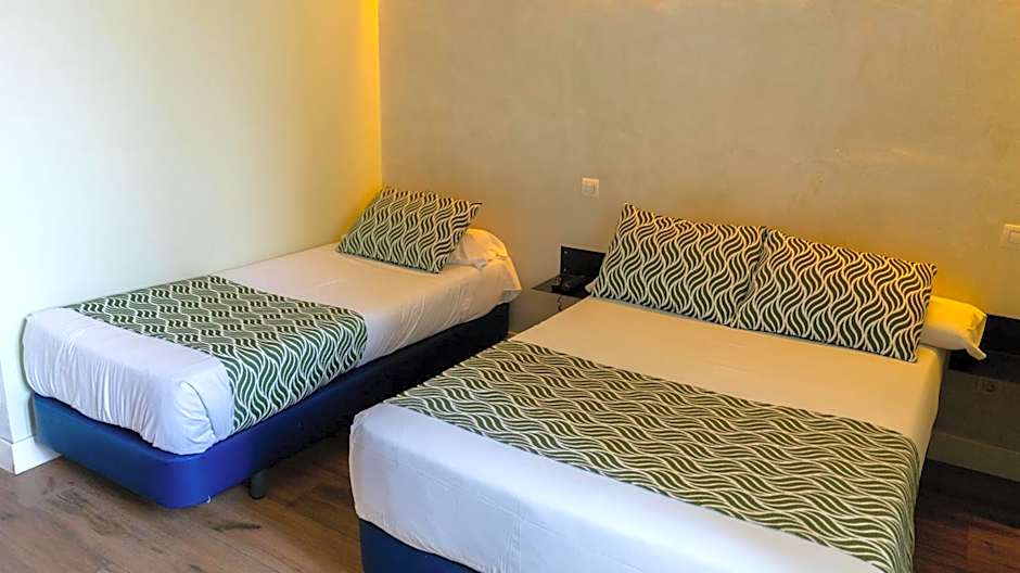 Hostal Charlotte-Gran Vía