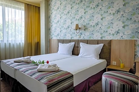 Economy Double or Twin Room - Free Parking