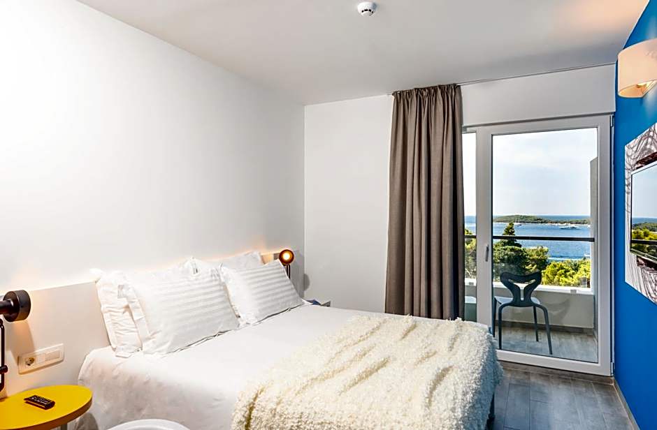 Pharos Hvar Bayhill Hotel