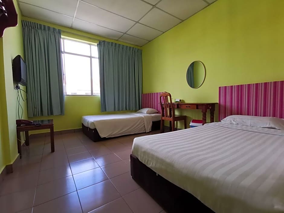 Century Hotel Inanam