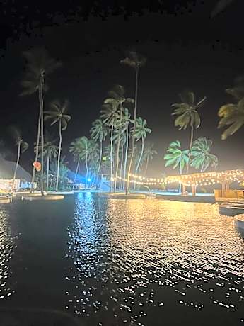 Antonio Beach Tree House Hotel & Spa - biggest swimming pool in East Africa