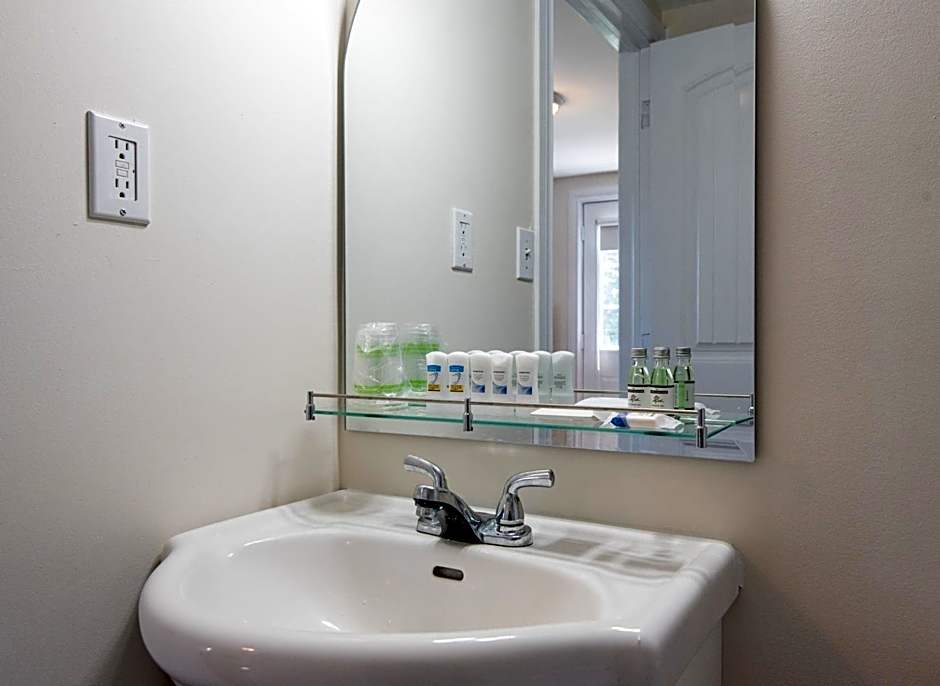 Canadas Best Value Inn & Suites Summerside