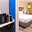 Holiday Inn Express & Suites St. Petersburg - Seminole Area By IHG
