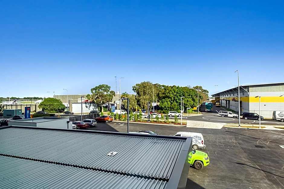 Mantra on Sydney Airport