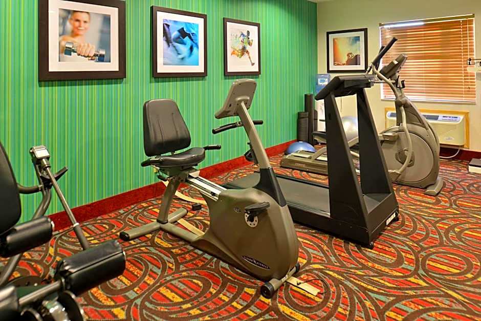 Holiday Inn Express Hotel & Suites Lonoke I-40 By IHG