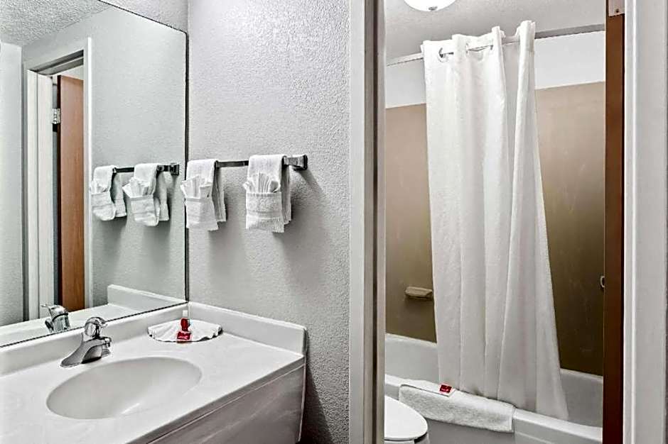 Econo Lodge Willowbrook