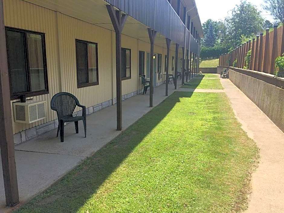 Shemron Suites Hotel