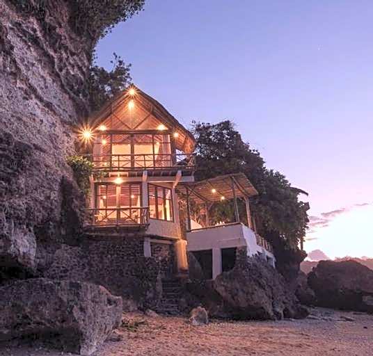 Uluwatu Surf Shack