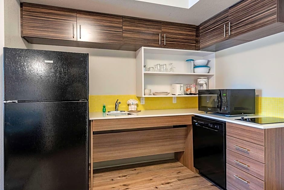 MainStay Suites