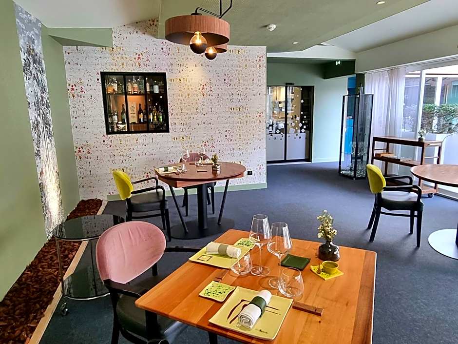 Le Carre d'Alethius Logis Hotel Restaurant