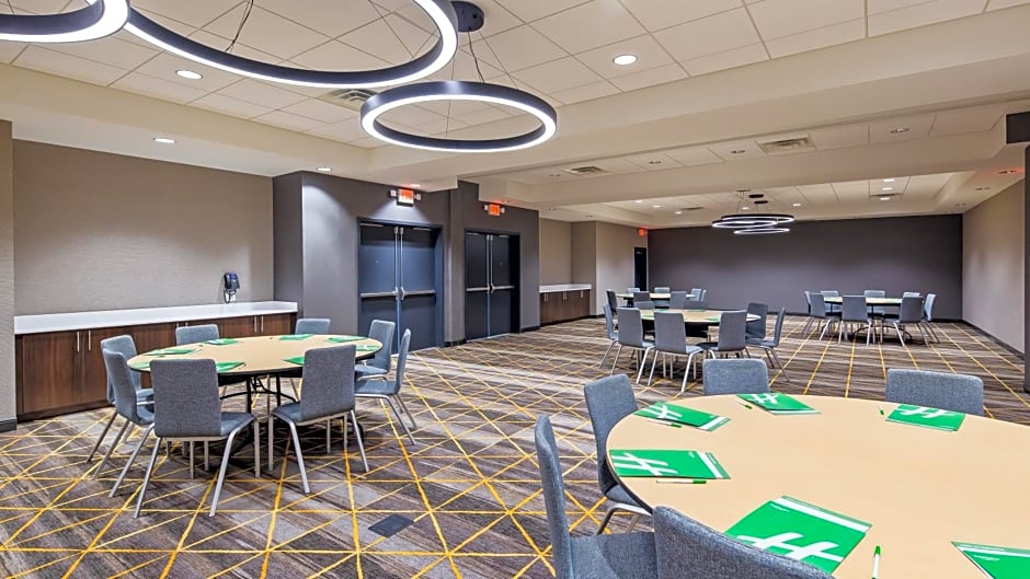 Holiday Inn - Clarksville Northeast , an IHG Hotel