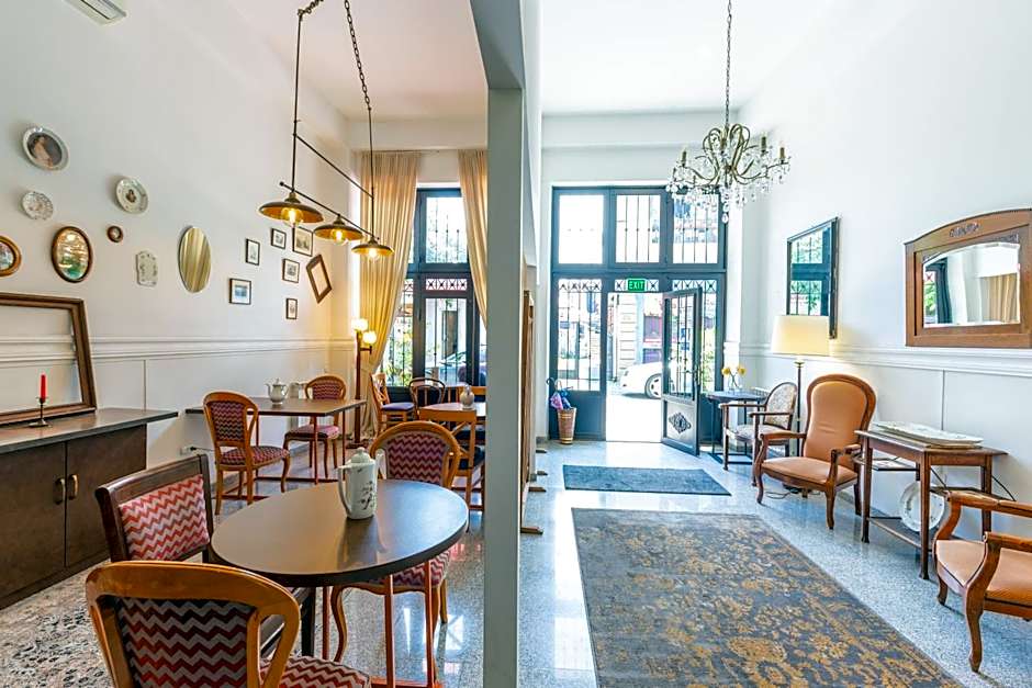 Hotel N16
