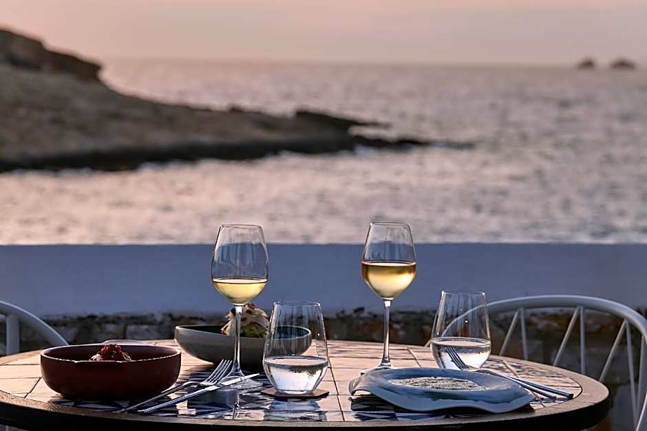 Andronis Minois - Small Luxury Hotels of the World