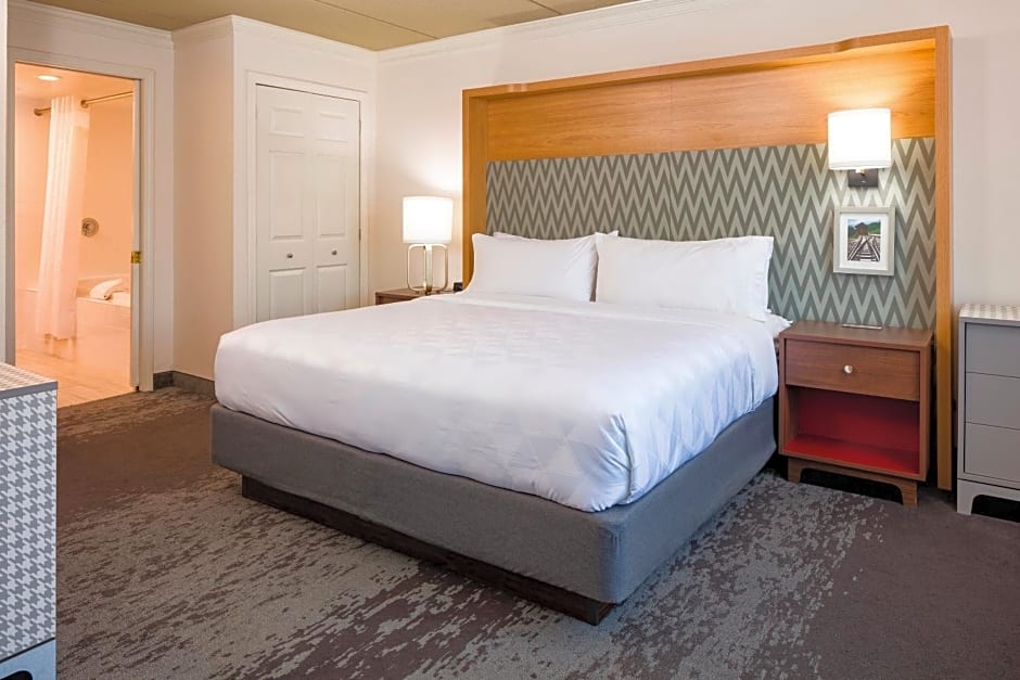 Holiday Inn Salem By IHG