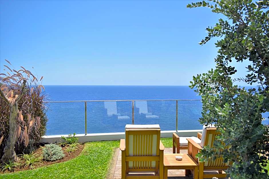 Madeira Regency Cliff- Adults Only