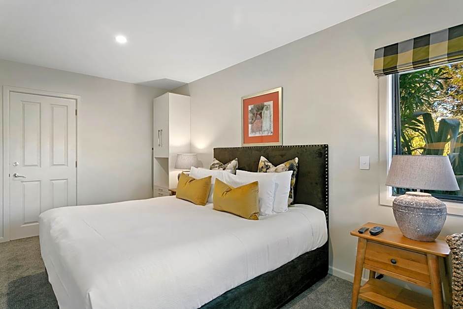 Baycrest Thermal Lodge