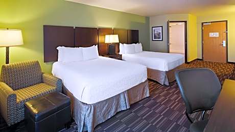 Queen Room with Two Queen Beds - Non-Smoking