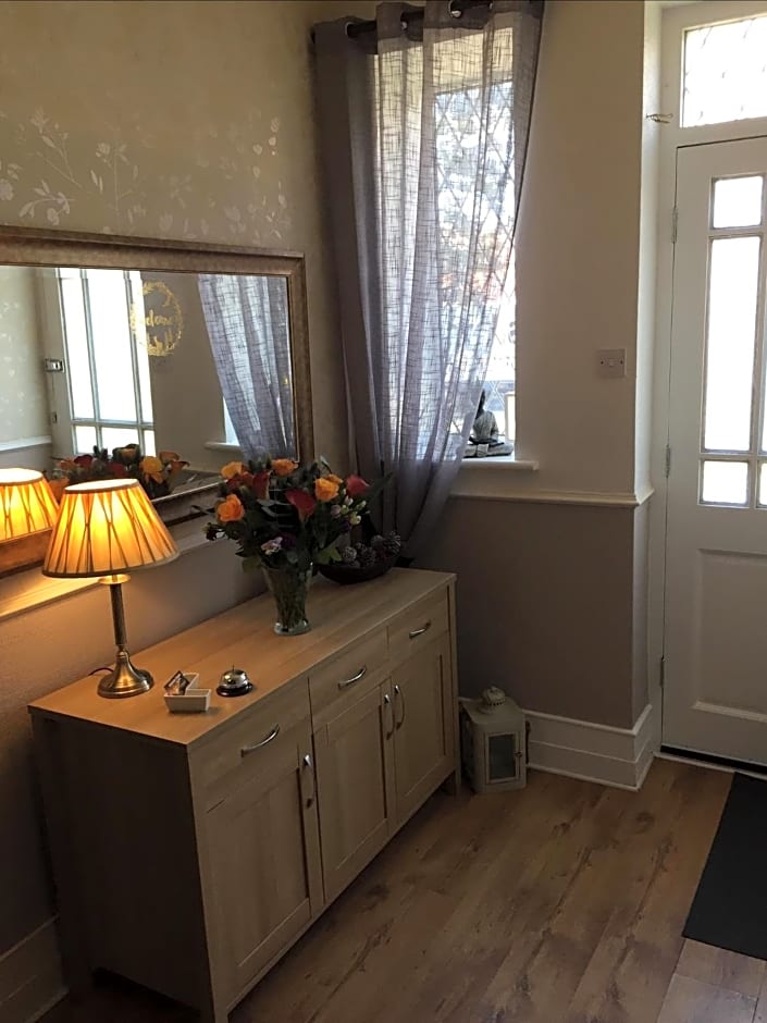 EsJays at Knowles House