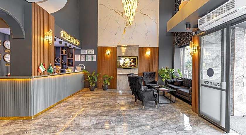 LoyalCity Hotel