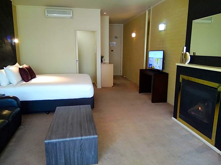 Madison Spa Motel - Adults Only