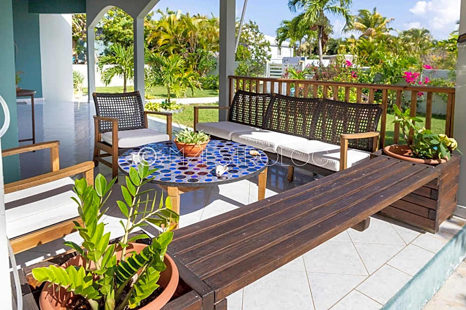 Villa L'Artist en bord de mer avec piscine privée