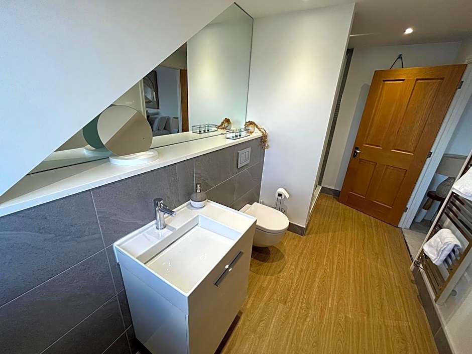 Beachcliff Rooms & Apartments