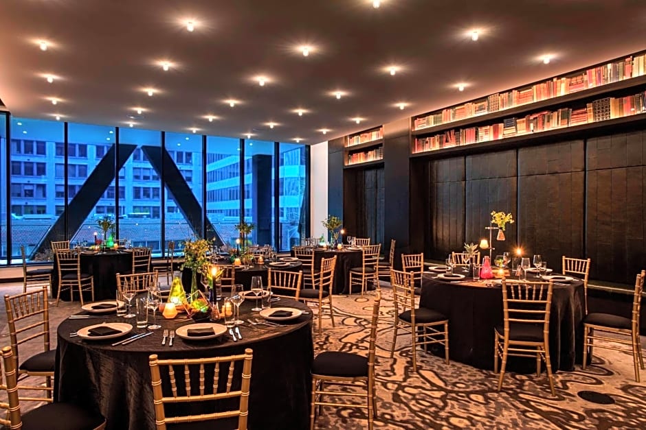 HOTEL EMC2, Autograph Collection by Marriott