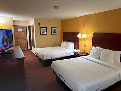 Deluxe Queen Room