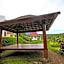 Hotel O Awenk Homestay Near SD Gunung Wakul