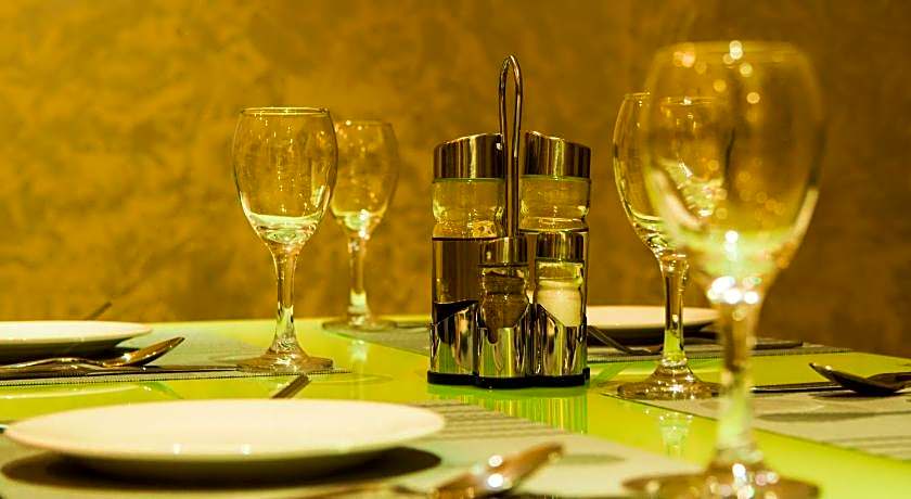 City Park Hotel Apartments