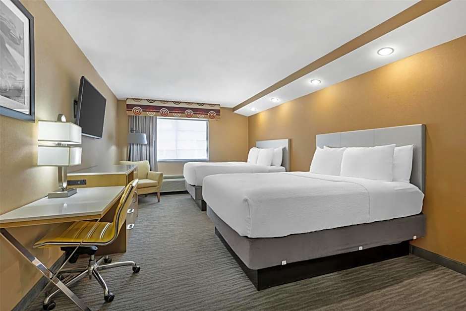 Best Western Cooperstown Inn & Suites